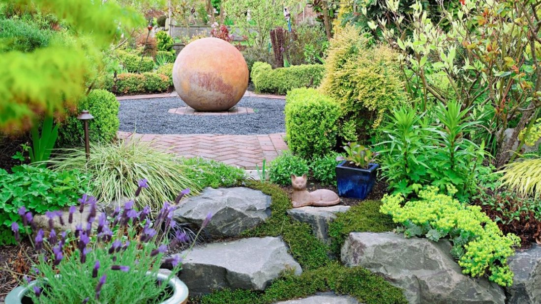 5 Stone Terrace Flower Bed Ideas